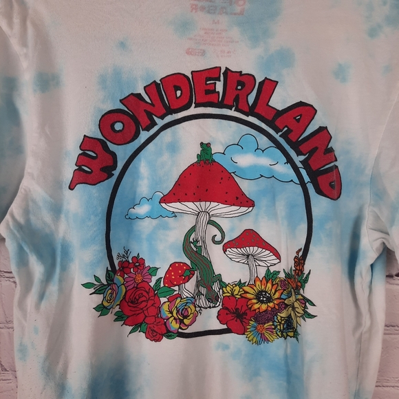 Division Of Labor Wonderland Graphic Tee - Picture 9 of 15